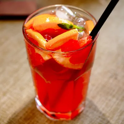 Розовый грейпфрут