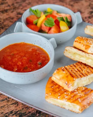 Панини с сыром и курицей